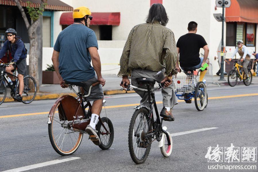 洛杉磯自行車(chē)節(jié)中國(guó)城回轉(zhuǎn)點(diǎn)熱鬧非凡