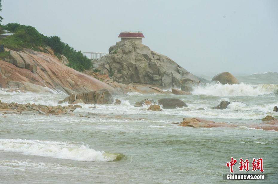 臺風(fēng)“莎莉嘉”登陸海南