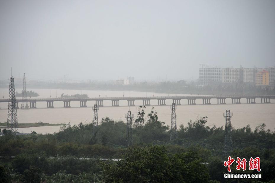 臺風(fēng)“莎莉嘉”登陸海南