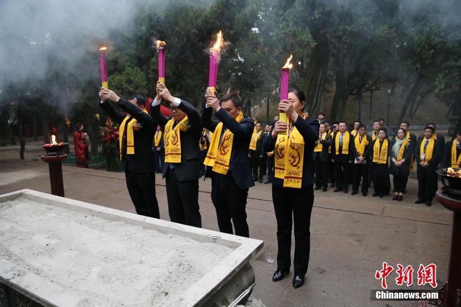 丁酉年清明公祭轩辕黄帝典礼在陕西举行