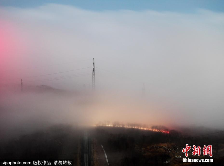 俄羅斯海參崴大霧彌漫 夜色迷人