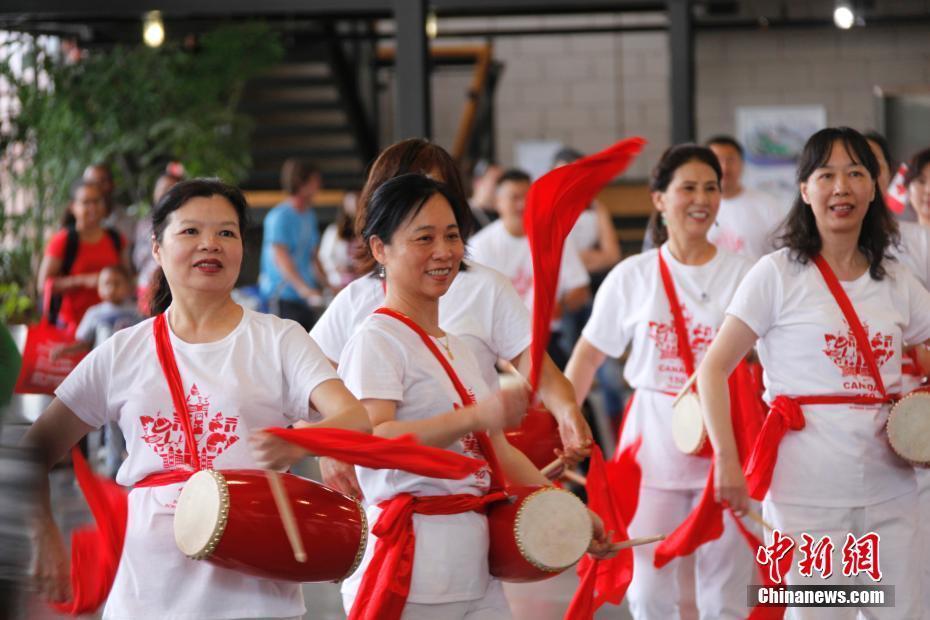 加拿大八城共同擊鼓慶祝聯(lián)邦成立150周年