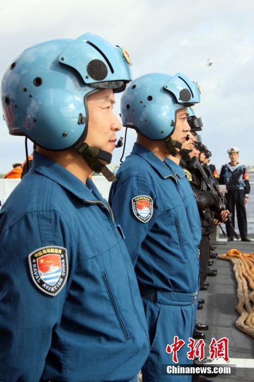 中國(guó)海軍艦艇編隊(duì)首次訪問(wèn)拉脫維亞