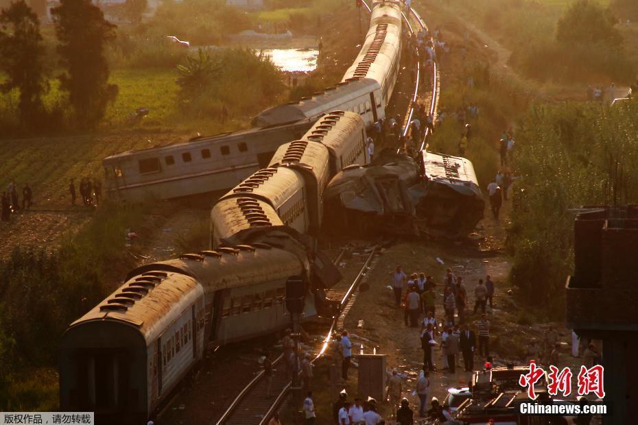 埃及發(fā)生火車相撞事故 超150人死傷