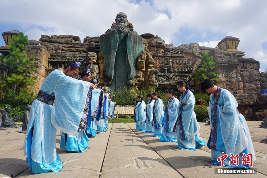 七夕將至 常州七對夫妻走進(jìn)淹城用古禮釋愛