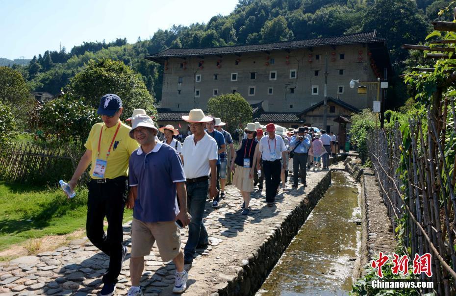 海外華媒福建南靖體驗(yàn)美麗鄉(xiāng)村風(fēng)土人情