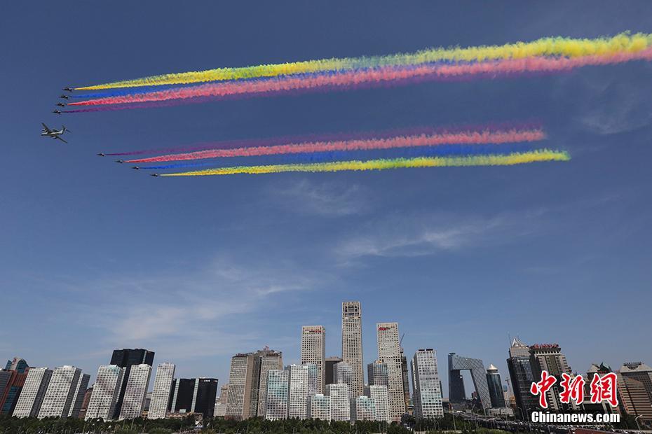 迎接中共十九大圖片專題——強(qiáng)軍之路篇