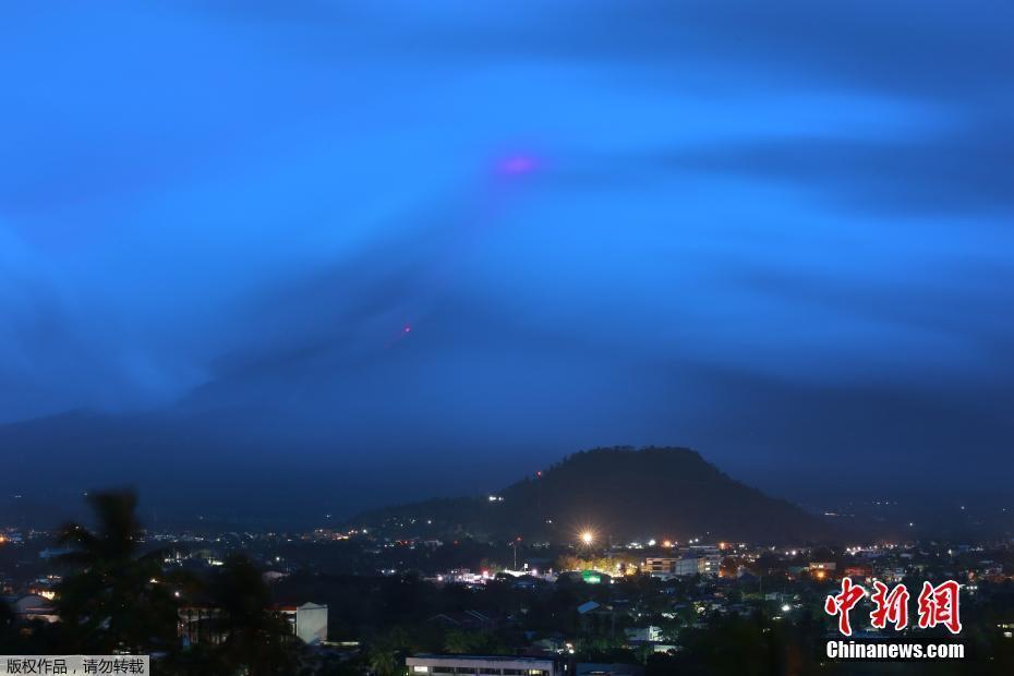 菲律賓馬榮火山活動頻繁 進入三級預警狀態(tài)