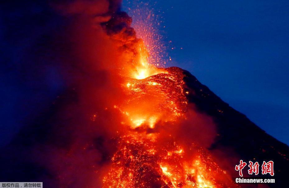 菲律賓馬榮火山巖漿噴射 四萬人已緊急疏散