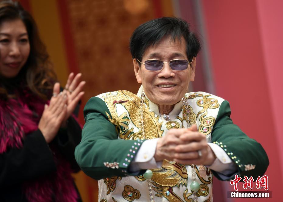 經(jīng)典戲曲帽飾亮相香港 領(lǐng)略粵劇魅力