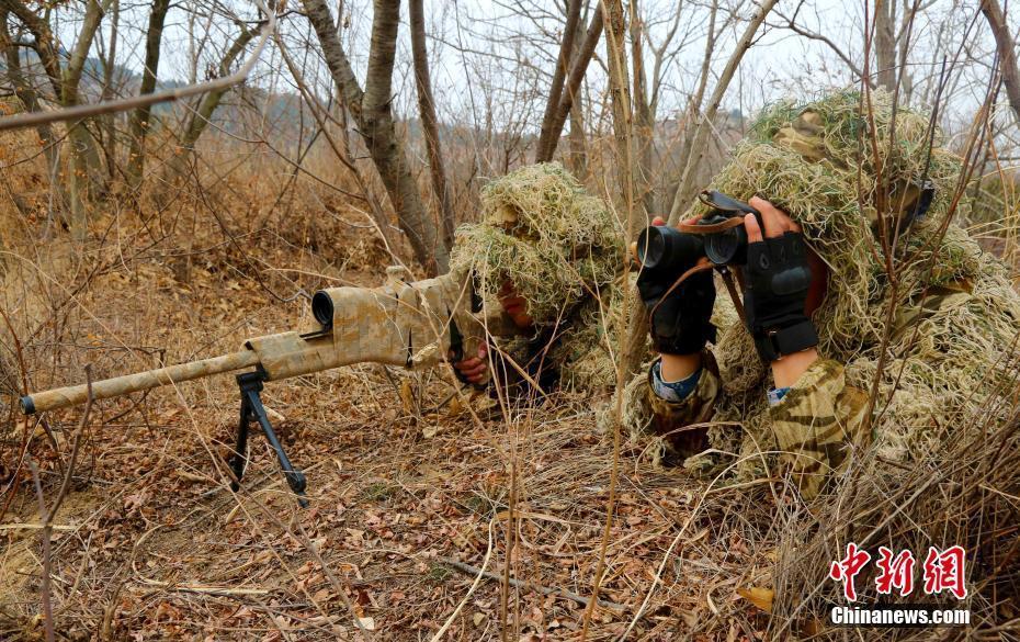 海軍陸戰(zhàn)隊(duì)某旅組織新年度狙擊手集訓(xùn)