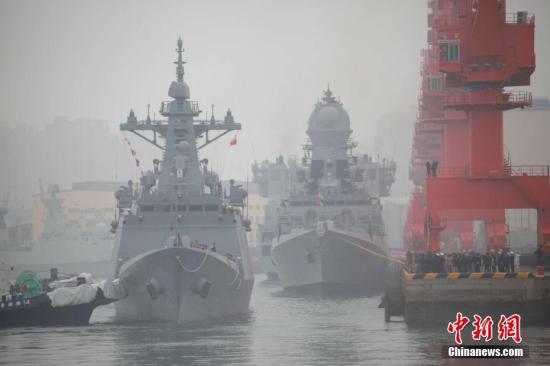 来华参加多国海军活动的外国舰艇陆续抵达青岛-中国侨网