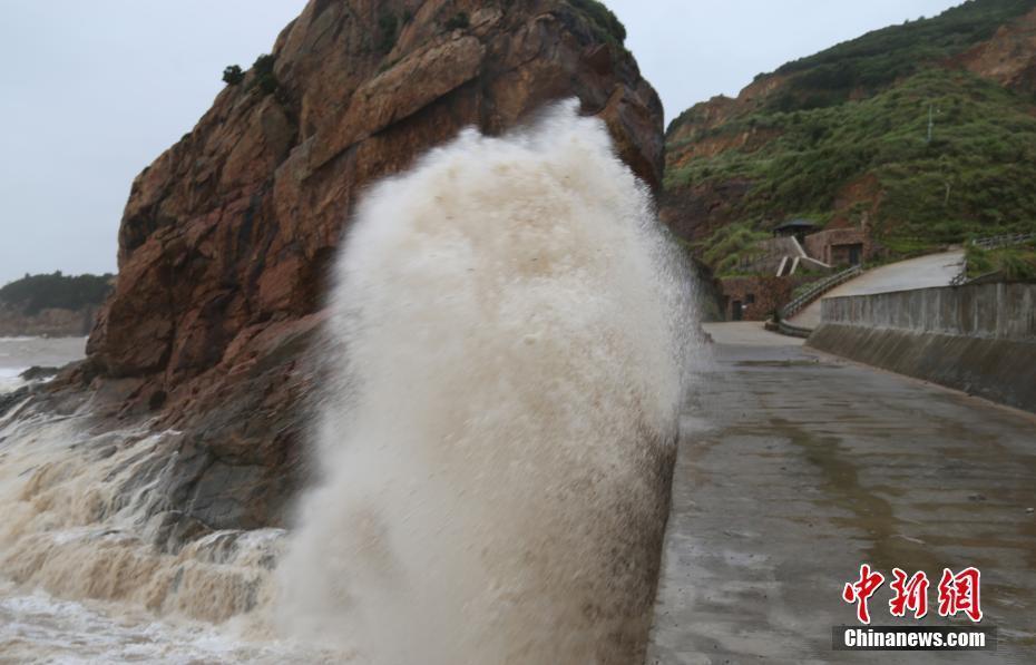 臺(tái)風(fēng)“利奇馬”逼近浙江臺(tái)州地區(qū)