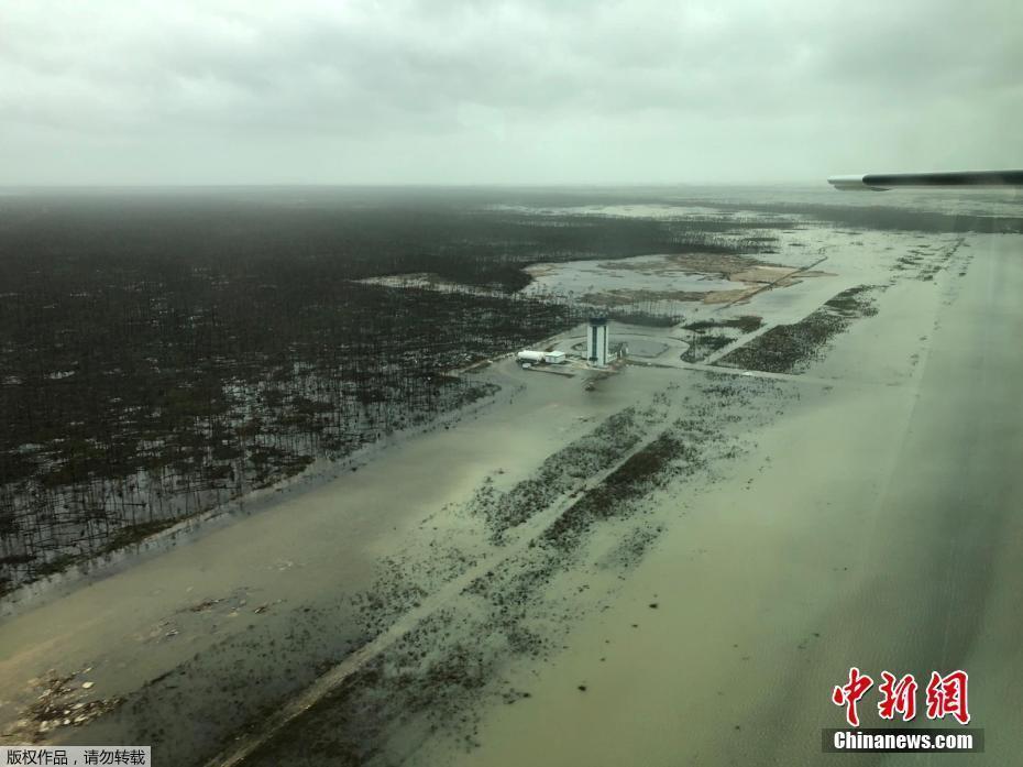 航拍颶風“多里安”襲擊后的巴哈馬 海岸線遍地狼藉