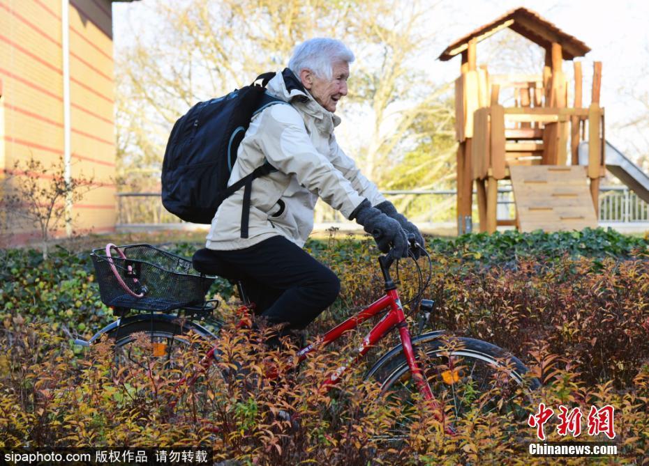 打破吉尼斯世界紀(jì)錄 94歲老太成最年長的現(xiàn)役運(yùn)動(dòng)員