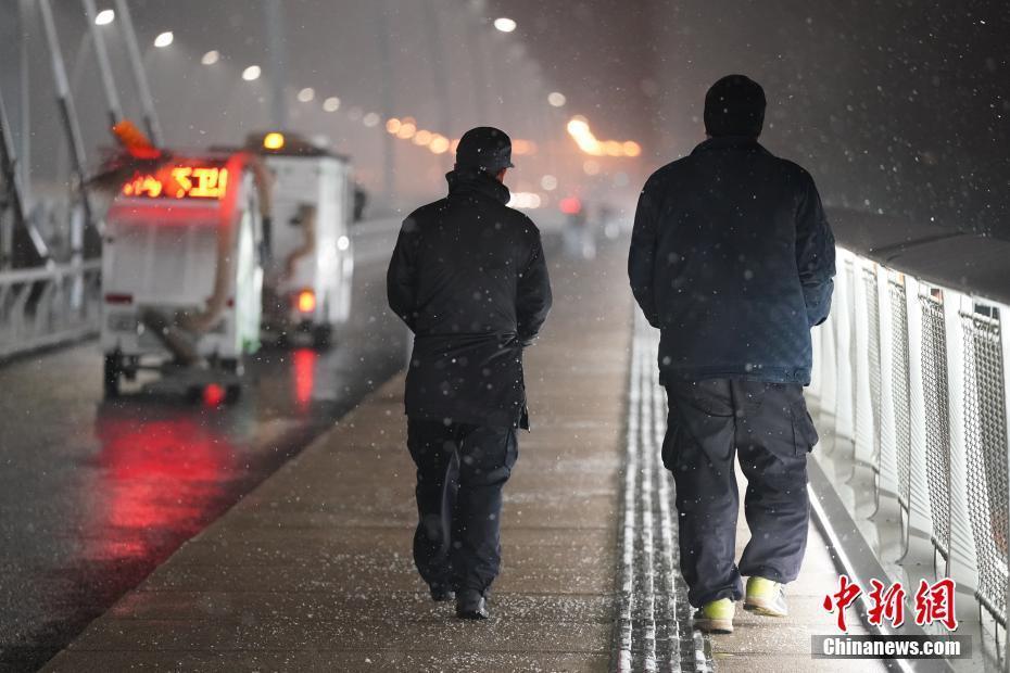 瑞雪兆豐年,！北京迎2020首場(chǎng)降雪