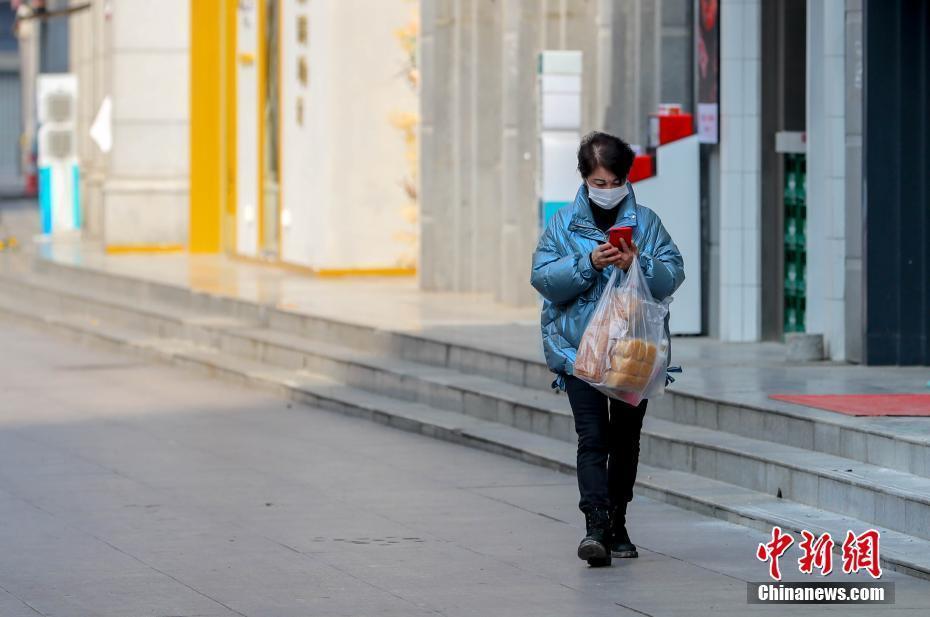 陽光下的武漢大街小巷