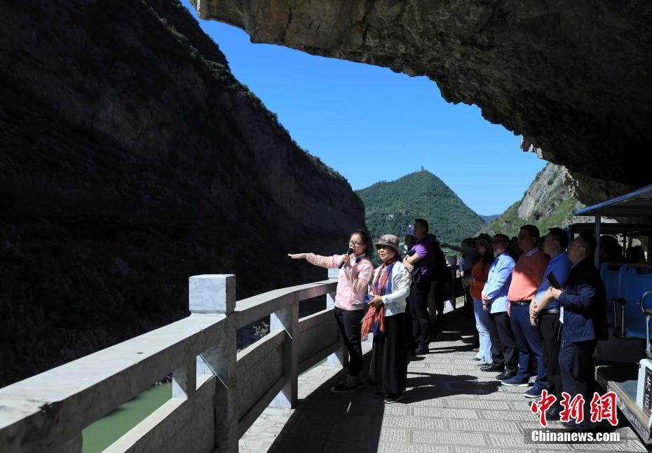 海外華文媒體走進(jìn)廣元朝天 體驗(yàn)生態(tài)康養(yǎng)的魅力