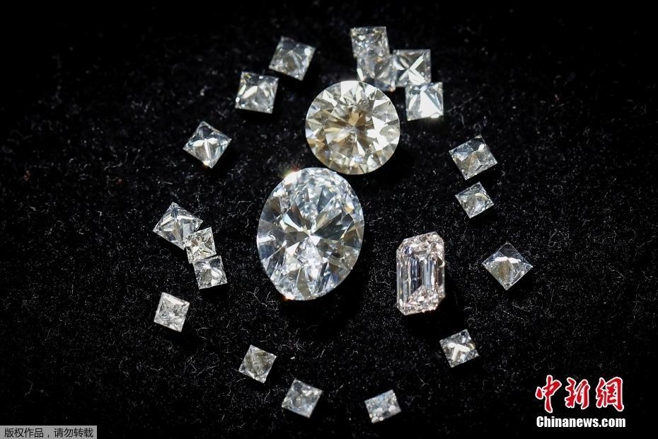 美國紐約一珠寶設計廠生產出以太鉆石 由二氧化碳制成