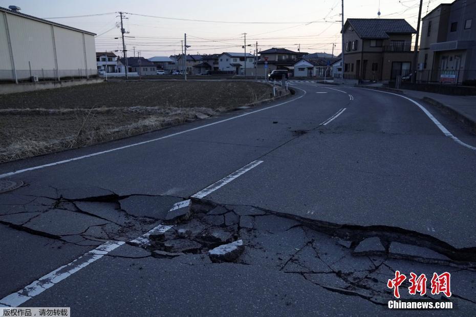 日本本州東岸海域強(qiáng)震 多地停電震感強(qiáng)烈