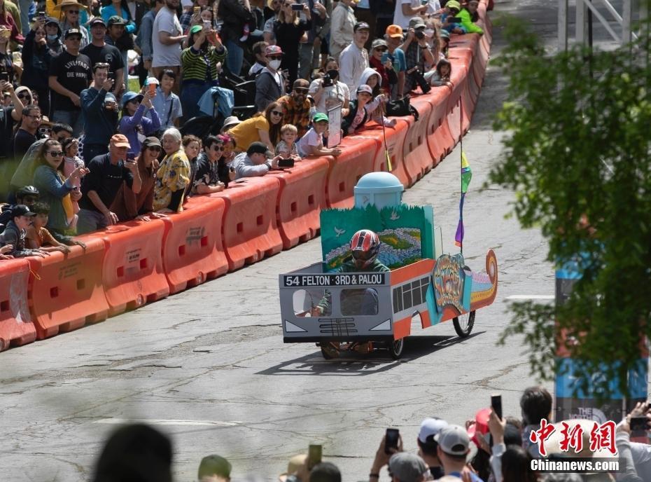 美國舊金山舉辦“肥皂盒車”競賽