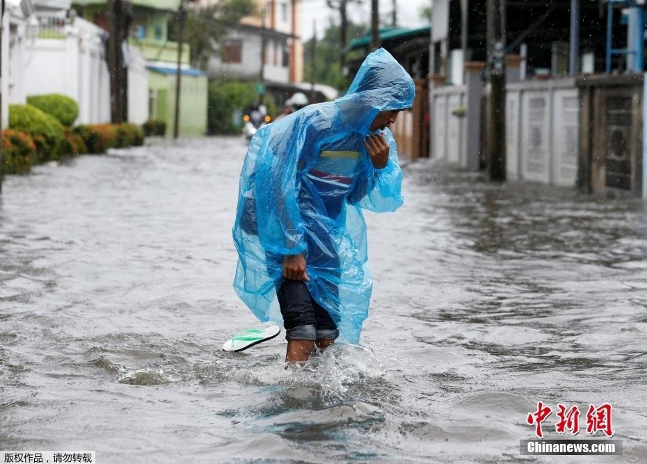 泰國曼谷遭遇數(shù)十年來最強降雨 城市內(nèi)澇嚴(yán)重