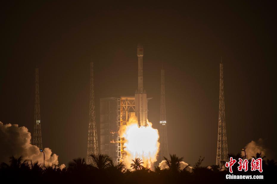 中国成功发射“中星1E”卫星