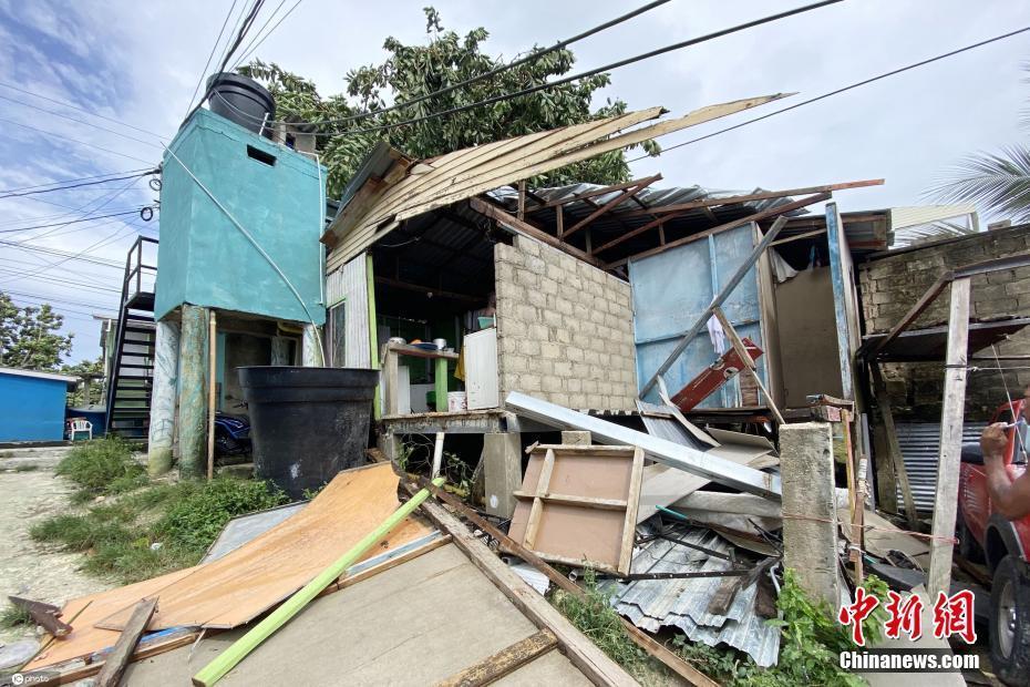 飓风“朱丽叶”过境哥伦比亚 圣安德烈斯等地房屋受损严重