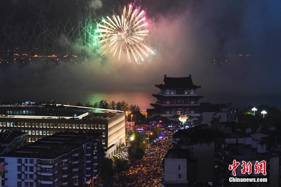 【這個城市有點“潮”】長沙：在潮玩之城入“湘”隨俗