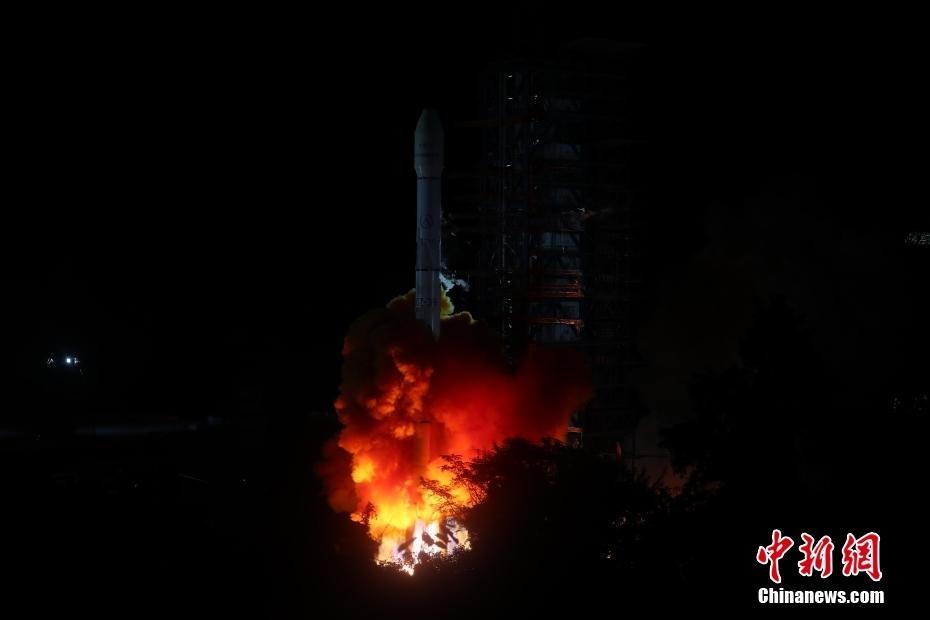 中国成功发射中星19号卫星