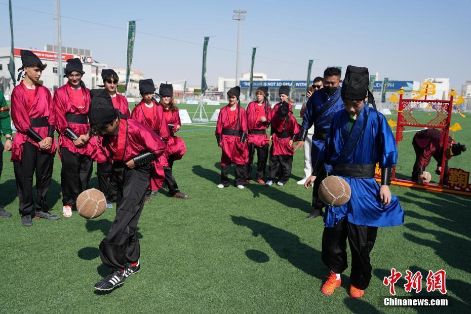 中卡青少年蹴鞠交流活動在多哈舉行