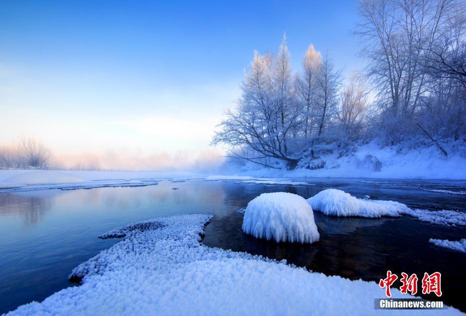 “中国最冷小镇”呼中 极寒天气里绽放绝美“冰花”