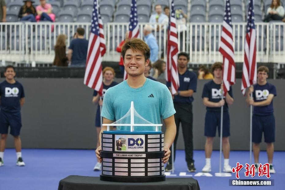 创历史！吴易昺夺得中国大陆男网第一座ATP巡回赛冠军