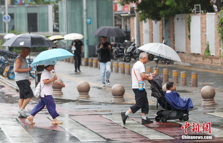 北京迎降雨 氣溫明顯下降