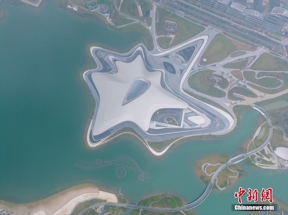 航拍2023成都世界科幻大会主场馆
