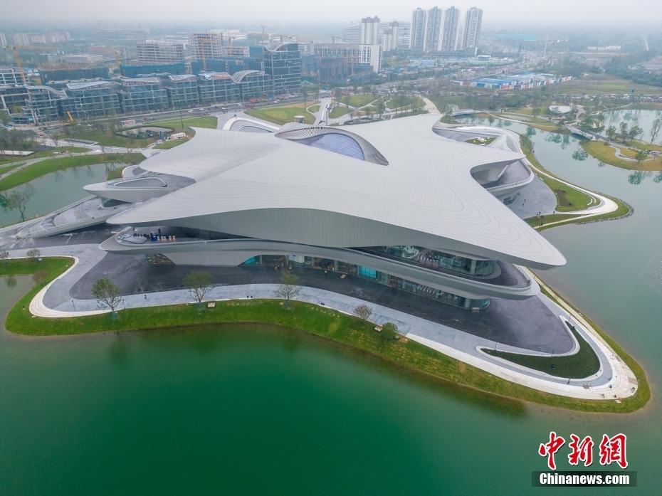 航拍2023成都世界科幻大会主场馆