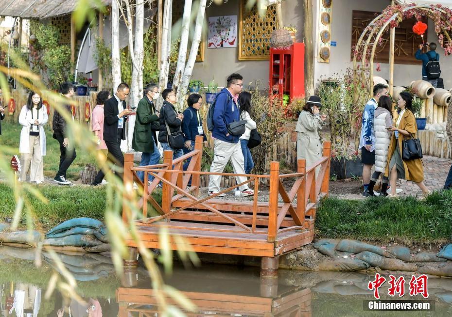 港澳臺和東南亞華文新媒體探訪新疆喀什多地了解民眾生活狀況