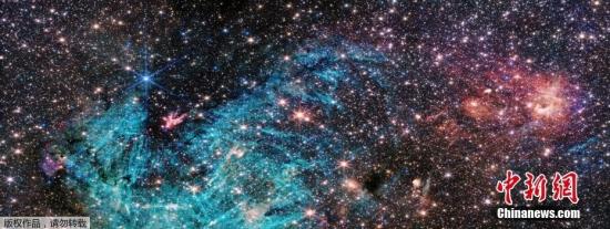 韦伯太空望远镜拍摄到银河系中心新图像