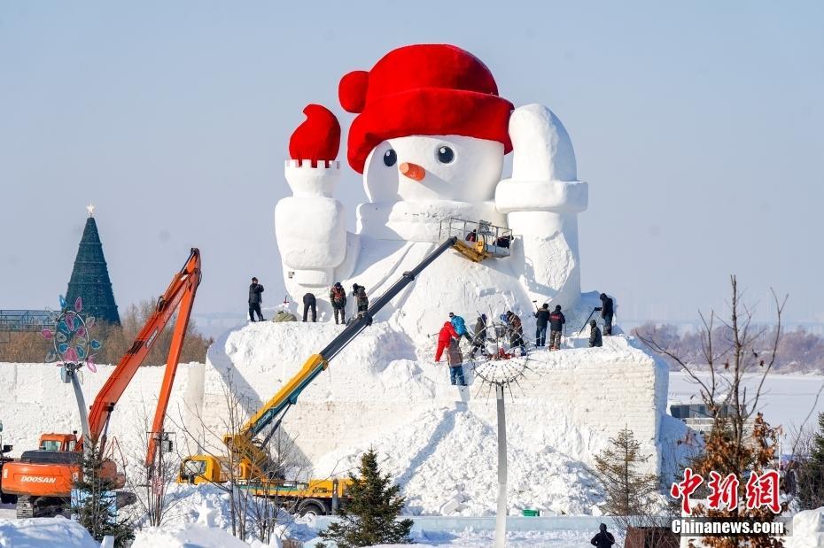 黑龍江哈爾濱：雪人谷內(nèi)“大雪人”將亮相