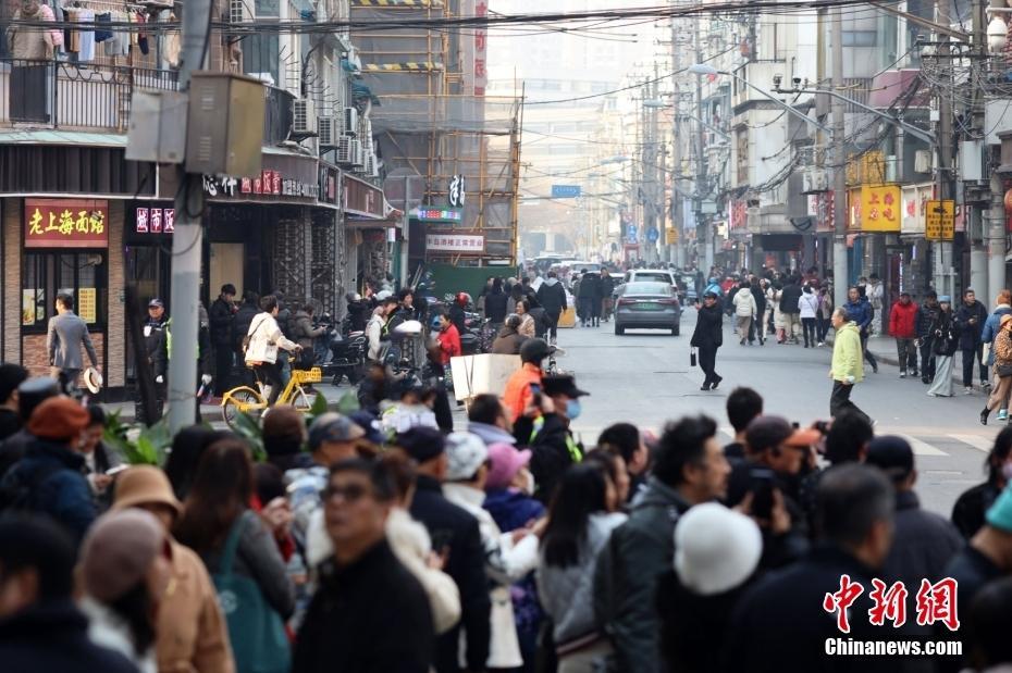 《繁花》熱播 上海黃河路成熱門打卡地