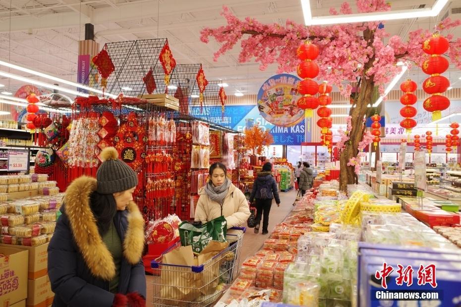 多倫多華人超市新春氣氛漸濃