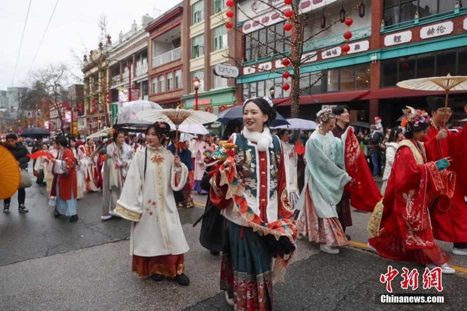 加拿大溫哥華華埠新春大游行規(guī)模創(chuàng)歷史新高