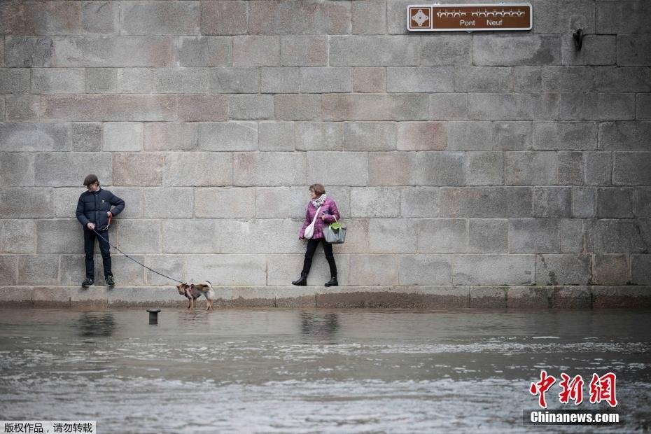 巴黎奧運會臨近 游泳場地塞納河水質(zhì)堪憂