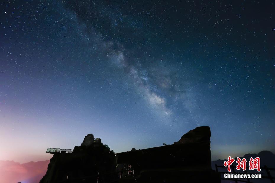 初夏時節(jié) 邂逅太行山璀璨星空