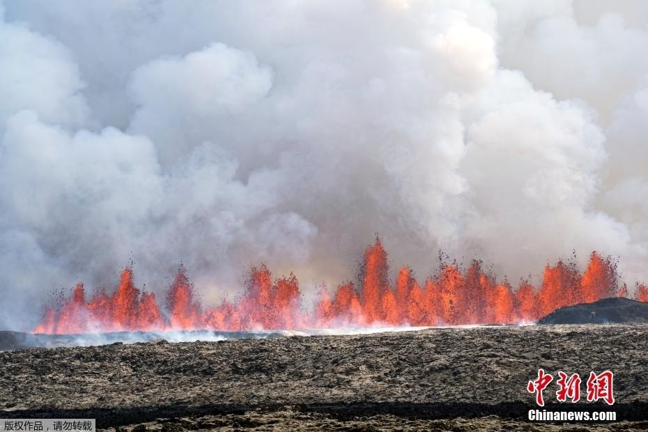 冰島火山噴發(fā) 裂縫長約3.4公里