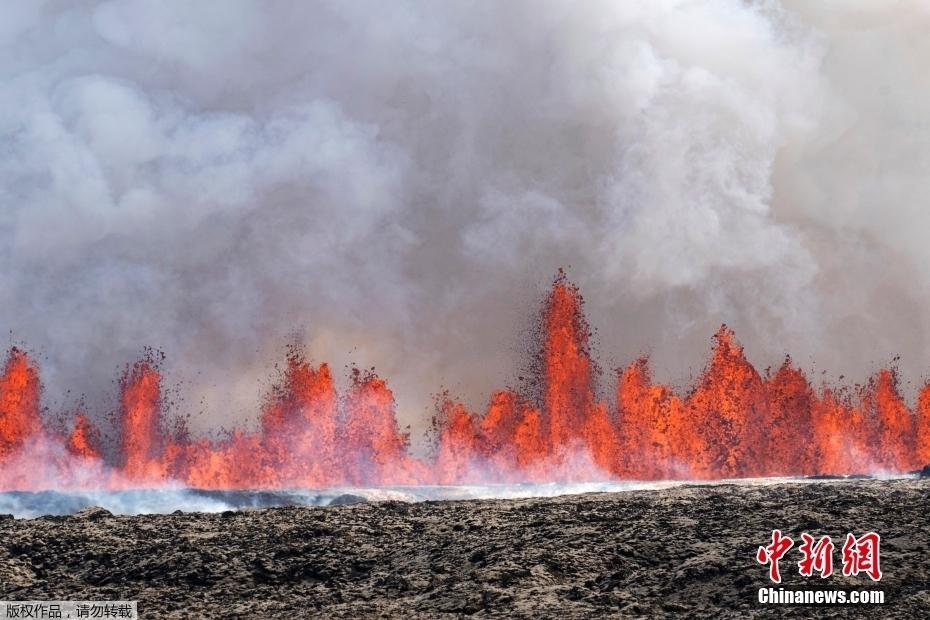 冰島火山噴發(fā) 裂縫長約3.4公里