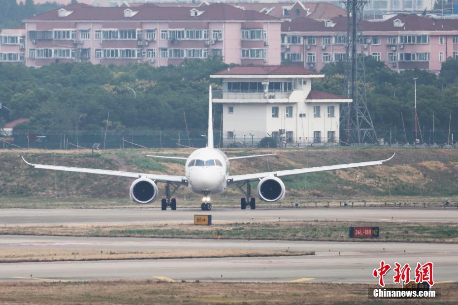 東航國產(chǎn)大型客機(jī)C919開啟第四條商業(yè)定期航線