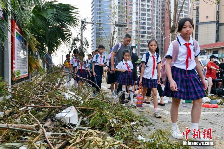 ?？谥行W,、幼兒園9日起分批復學復課