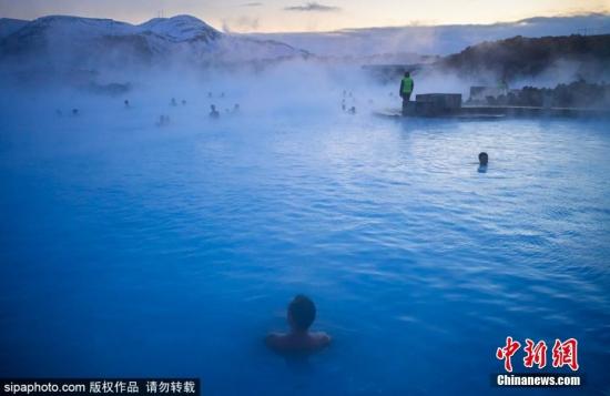 夢幻感十足 冰島藍瀉湖的極致溫泉體驗