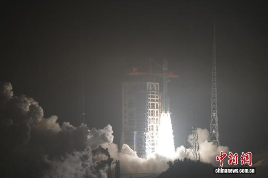 中国成功发射卫星互联网低轨卫星